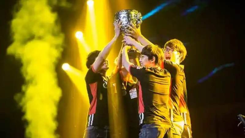 Bwin · 必赢(中国)唯一官方网站 赛事中的小组赛与淘汰赛区别